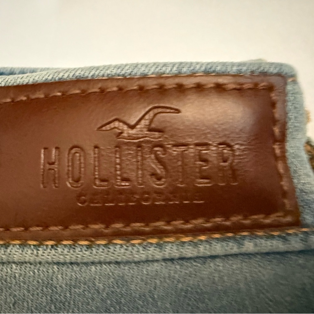 Hollister Straight Leg Jeans - Picture 5 of 5